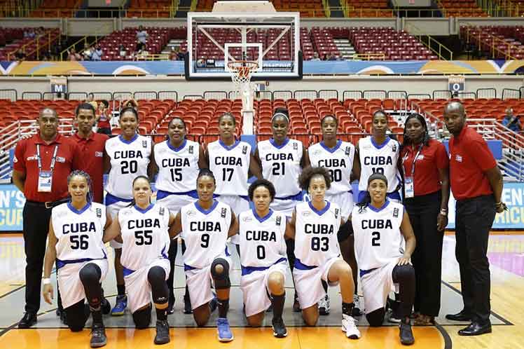 Cuba ante México en Copa América de baloncesto (f)