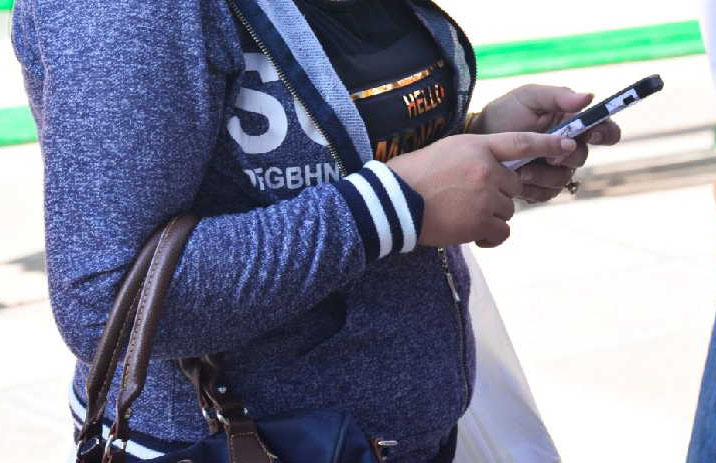 Cuba: con telefonía móvil casi ocho millones de usuarios