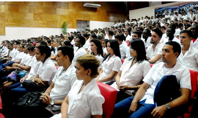 Acto de Inicio del Curso 2014-15 y de recibimiento a los integrantes del XXXIII Contingente del Destacamento de Ciencias Médicas "Carlos J. Finlay, en la Facultad de Ciencias Médicas de La Habana, Cuba, el 4 de septiembre de 2014. AIN FOTO/Oriol de la Cruz ATENCIO